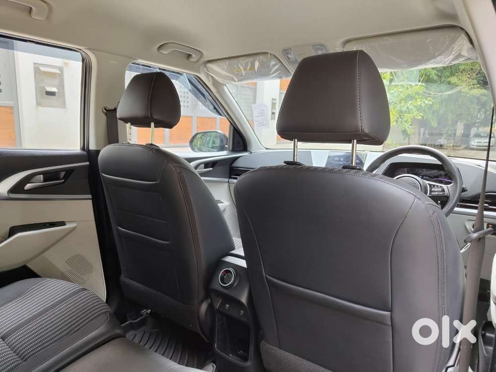 Kia Carens 1.4 Prestige Plus Turbo Dct 7 Str, 2023, Petrol