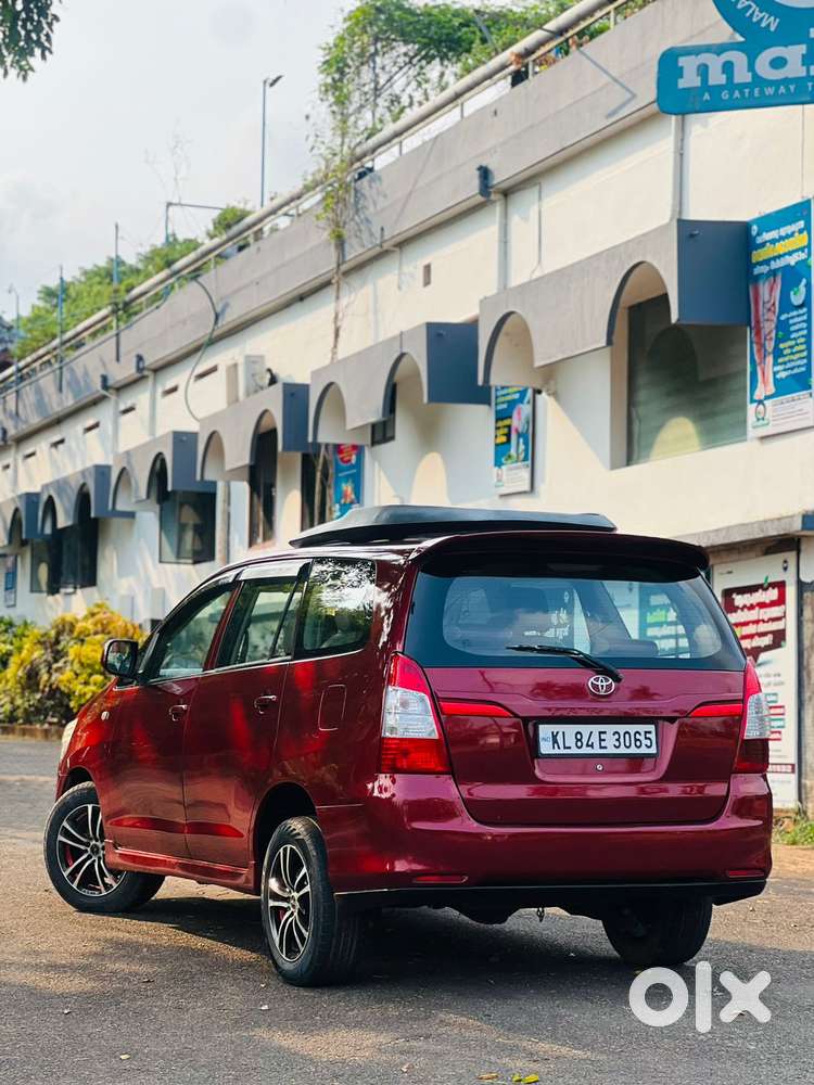 Toyota Innova 2012-2013 2.5 E Diesel Ms 7-seater, 2013, Diesel