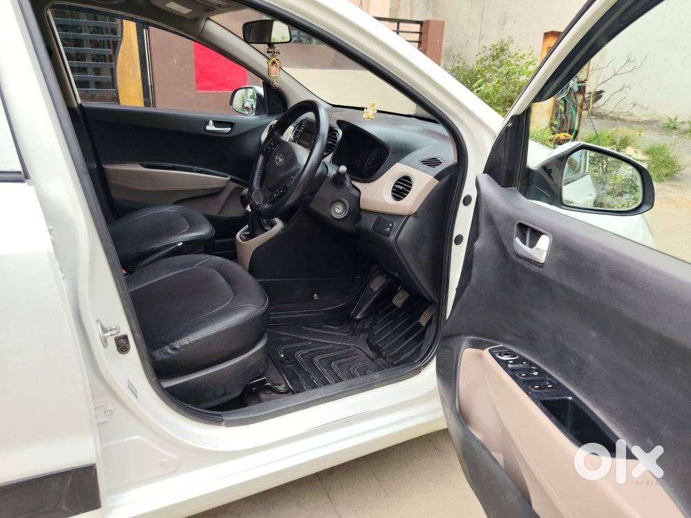 Hyundai Grand I10 Sportz Celebration Edition, 2017, Petrol