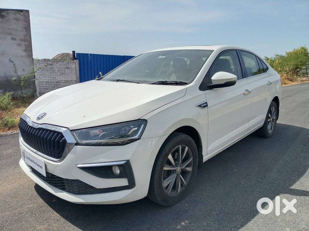 Skoda Slavia Style 1.0l Tsi Mt, 2022, Petrol