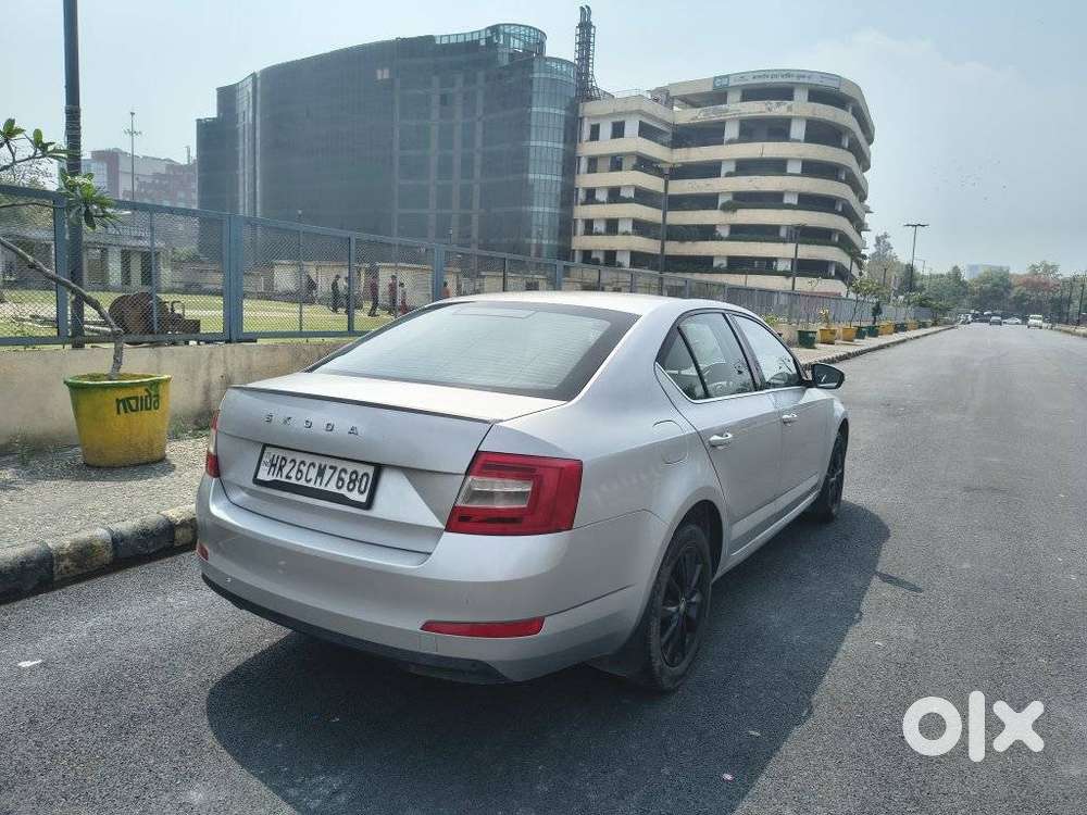 Skoda Octavia 1.8 Elegance Tsi At, 2015, Petrol