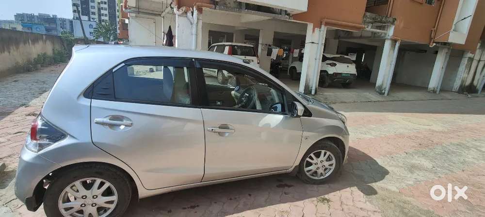 Honda Brio 2015 Petrol Well Maintained