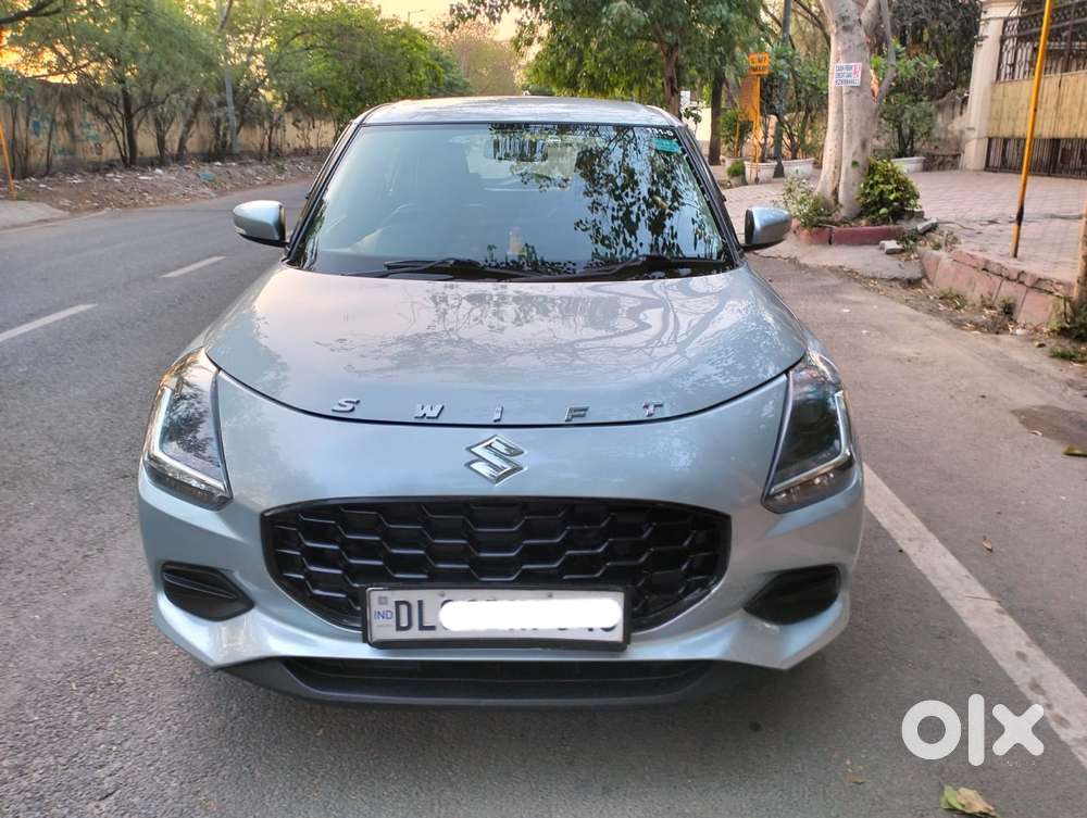 Maruti Suzuki Swift Vxi + Manual, 2024, Petrol