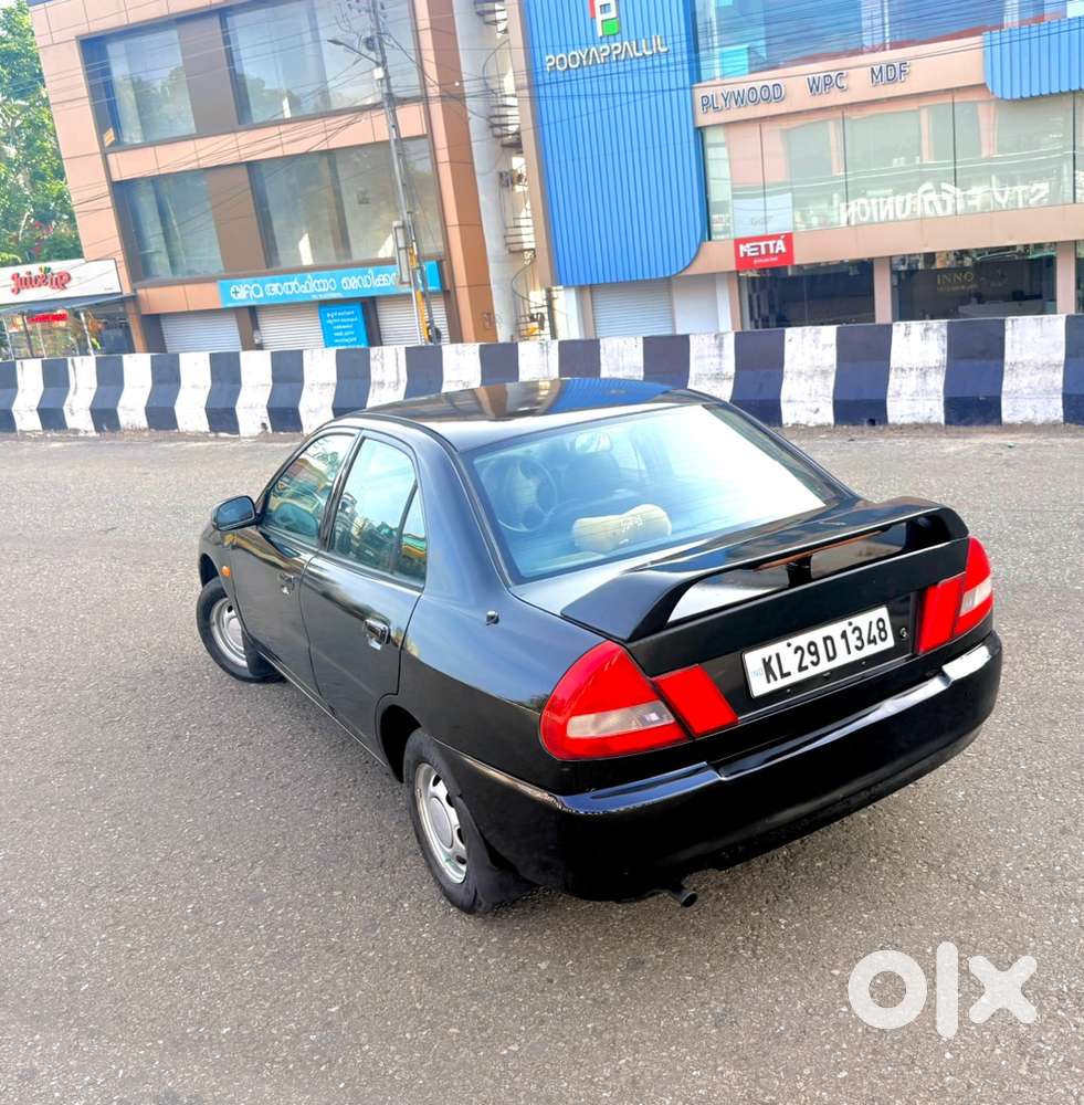 Mitsubishi Lancer 2000 Petrol