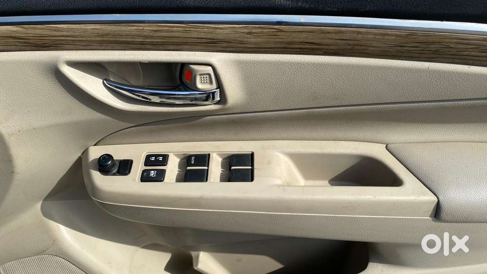 Maruti Suzuki Ciaz 1.5 Alpha Shvs Petrol, 2018, Petrol