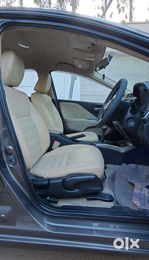 Mahindra Xuv700 2.0 Ax 7 Petrol At Luxury Pack Str, 2024, Diesel