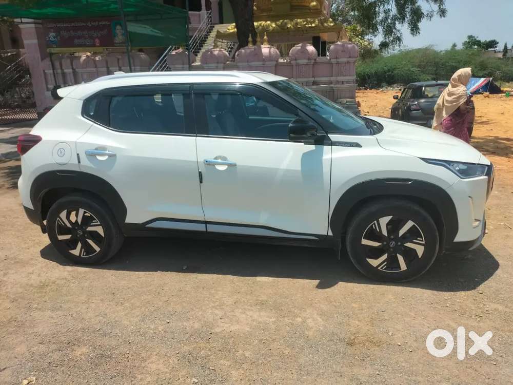 Nissan Magnite 2025 Petrol Well Maintained