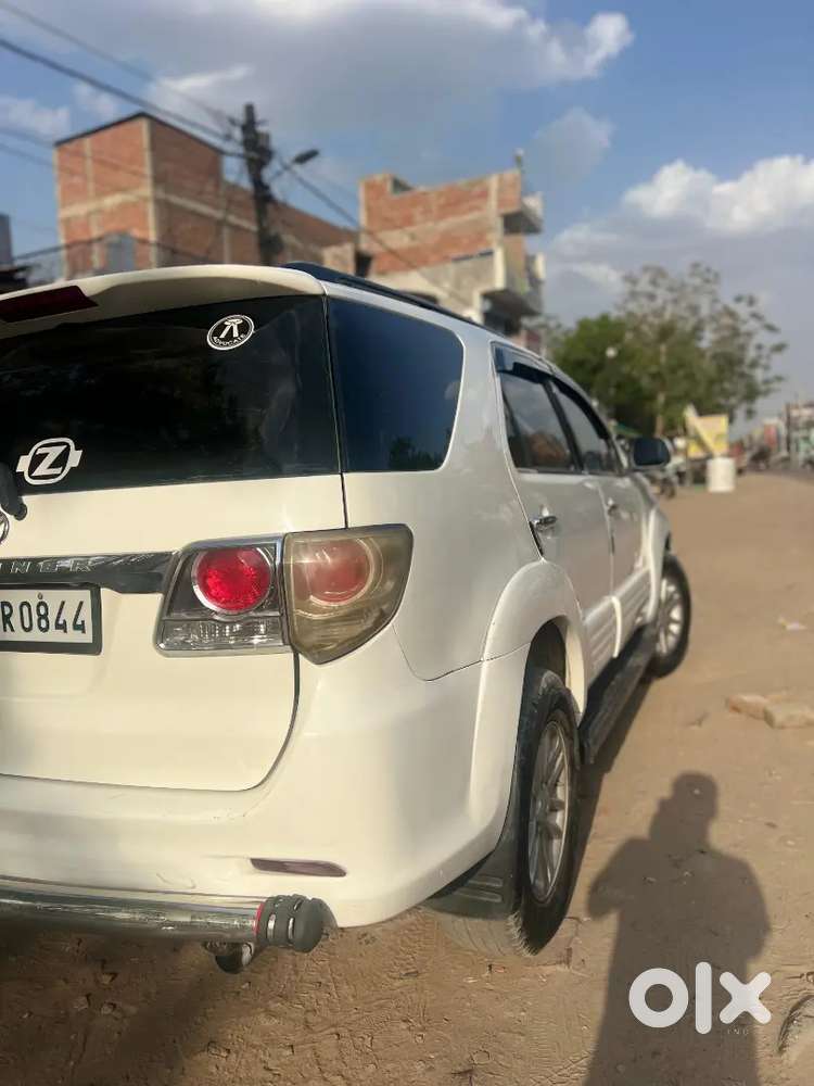 Toyota Fortuner 2012 Diesel Manual