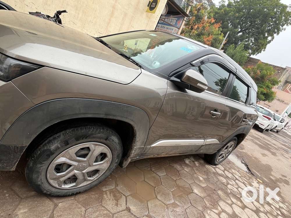 Maruti Suzuki Brezza 2023 Cng & Hybrids Well Maintained