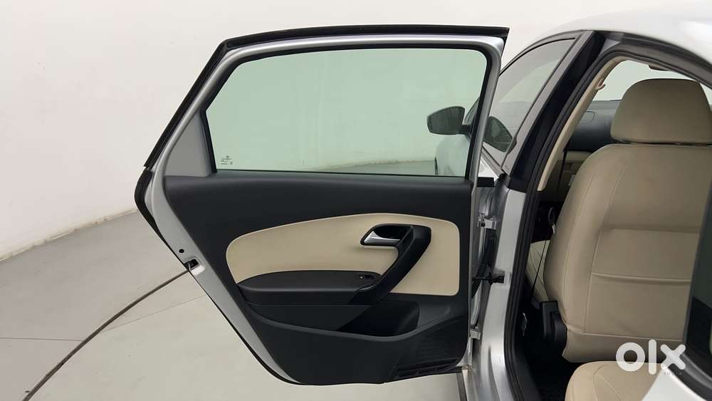 Volkswagen Vento 1.6 Highline, 2020, Petrol