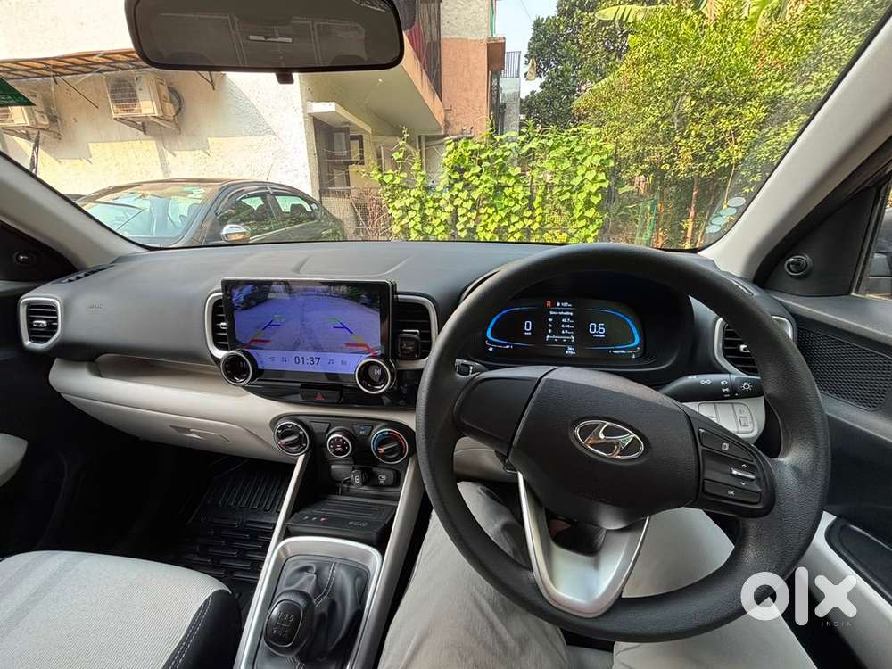Hyundai Venue Petrol 2026