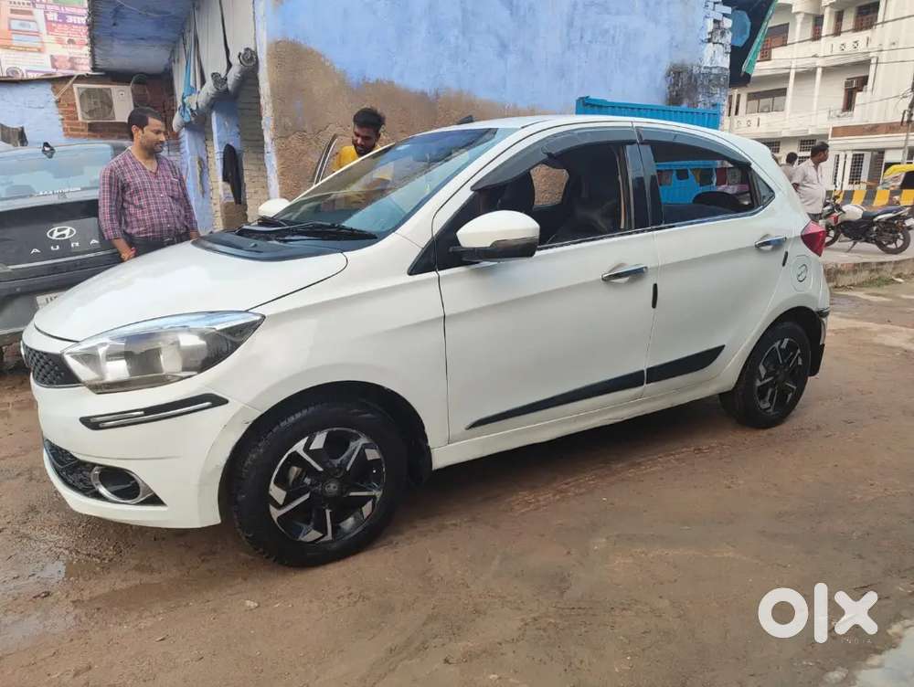 Tata Tiago Revotron 2018
