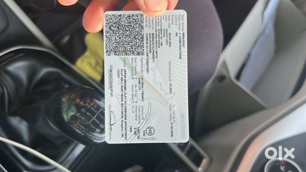 Kia Carens 2023 Petrol 78000 Km Driven