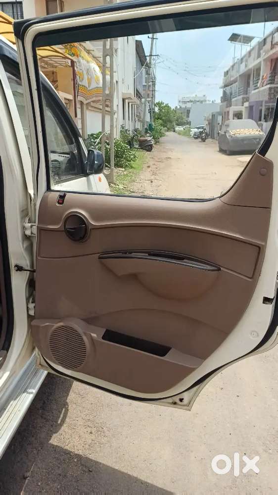 Mahindra Xylo 2.5 Celebration 2011 Diesel