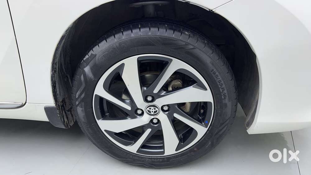 Toyota Glanza 1.2 V, 2024, Petrol