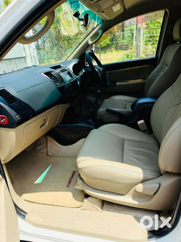 Toyota Fortuner 3.0 4x2 Mt, 2014, Diesel