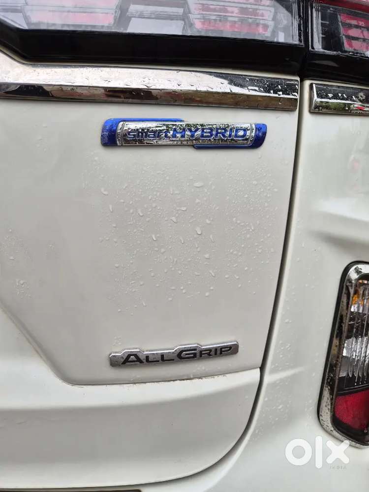 Maruti Suzuki Grand Vitara Top Model 4x4 Drive Mode Alpha Dual Tone