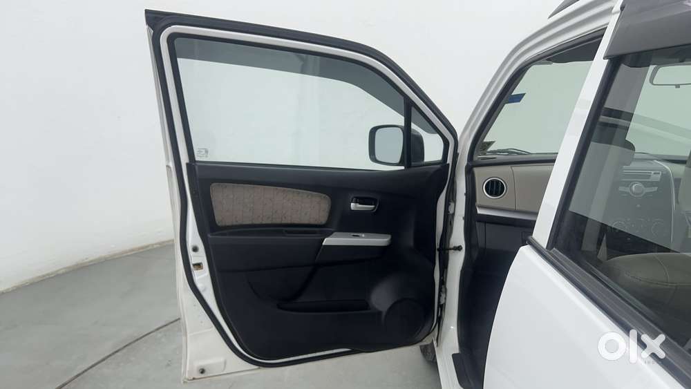 Maruti Suzuki Wagon R 1.0 2015-2019 Vxi Amt, 2015, Petrol