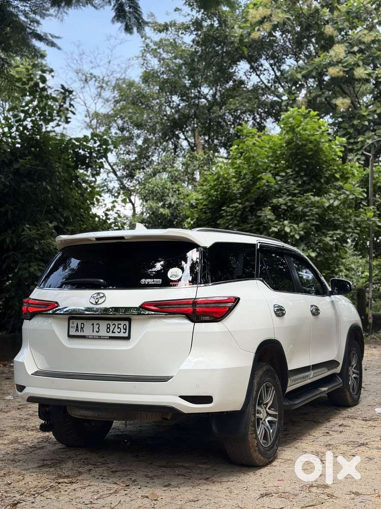 Toyota Fortuner 4x2 Mt 2.8 Diesel, 2023, Petrol