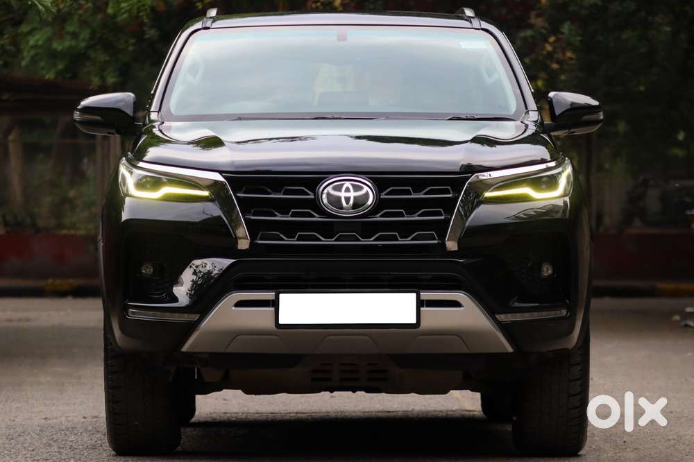 Toyota Fortuner 4x2 At 2.7 Petrol, 2022, Petrol