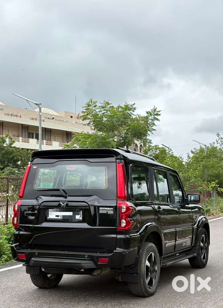 Mahindra Scorpio Classic 2.2 S 11 Mt 7 Str, 2024, Diesel