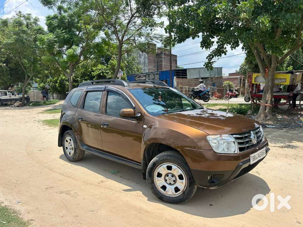 Renault Duster 2014 Petrol 105000 Km Driven