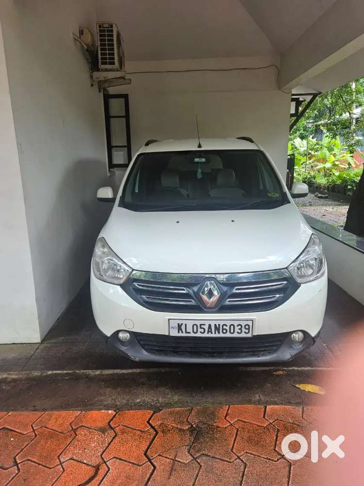 Renault Lodgy Diesel 2016 Rxz 8str