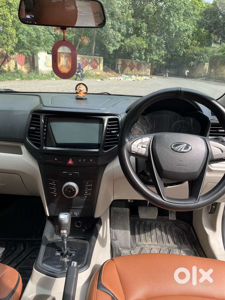 Mahindra Xuv300 1.2 W6 Amt Petrol, 2022, Petrol