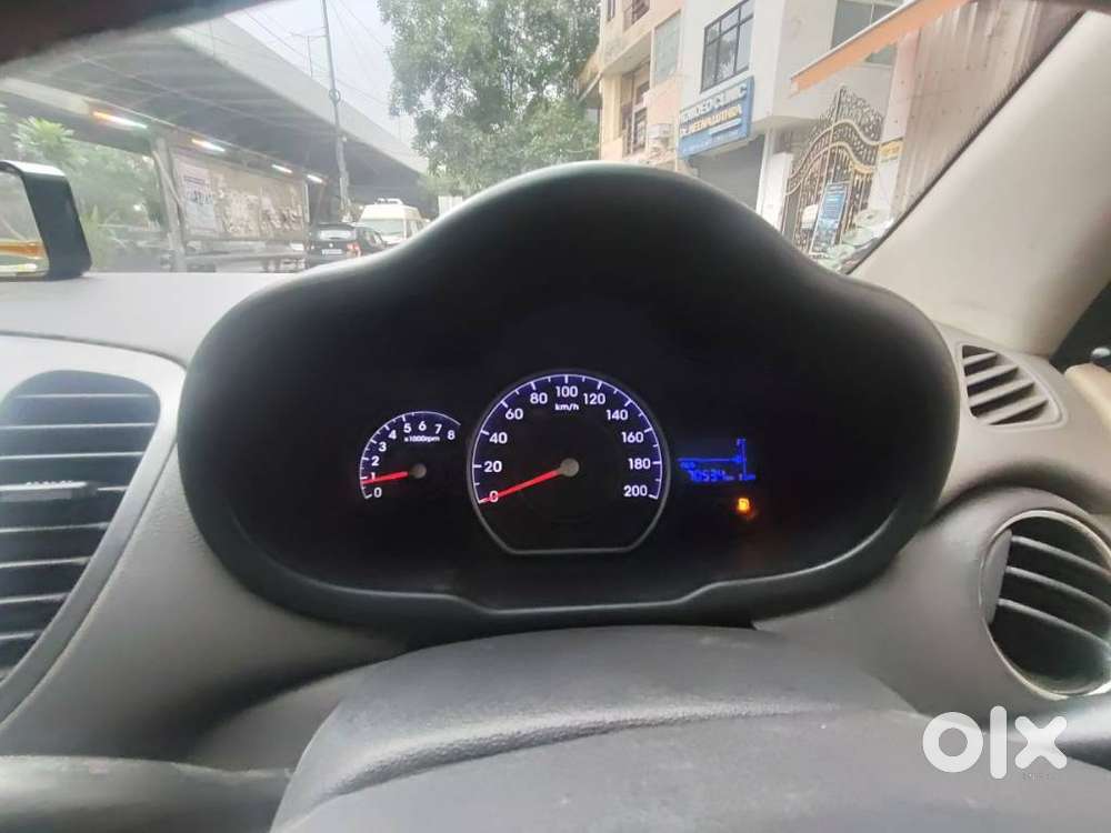 Hyundai I10 Magna O, 2012, Petrol