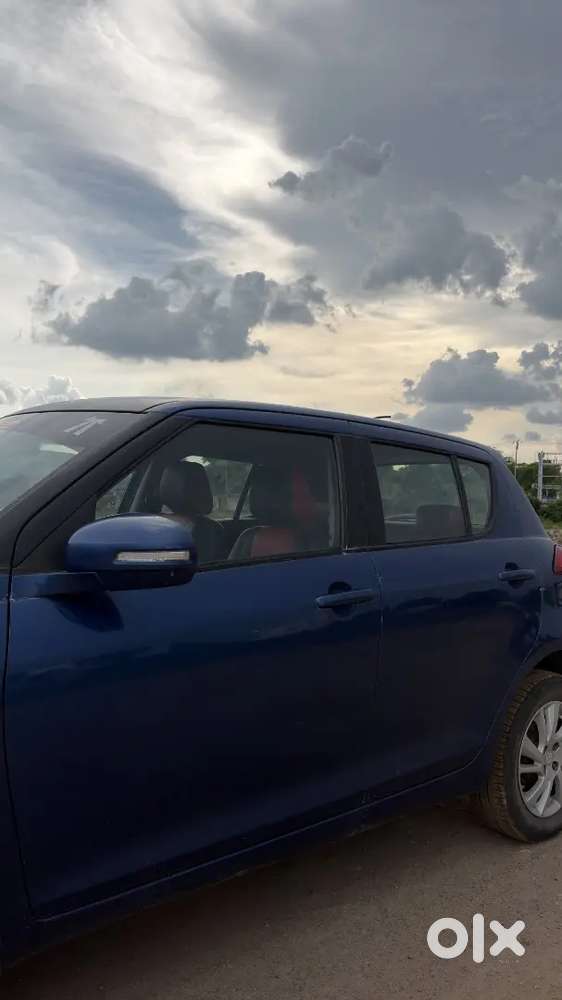 Maruti Suzuki Swift Vxi 2012