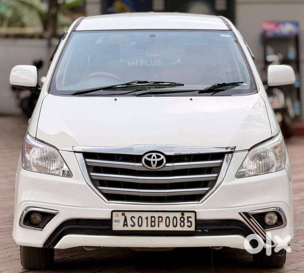 Toyota Innova 2.5 G (diesel) 8 Seater, 2015, Diesel