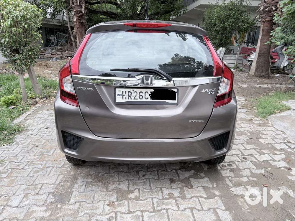 Honda Jazz V Automatic, 2016, Petrol