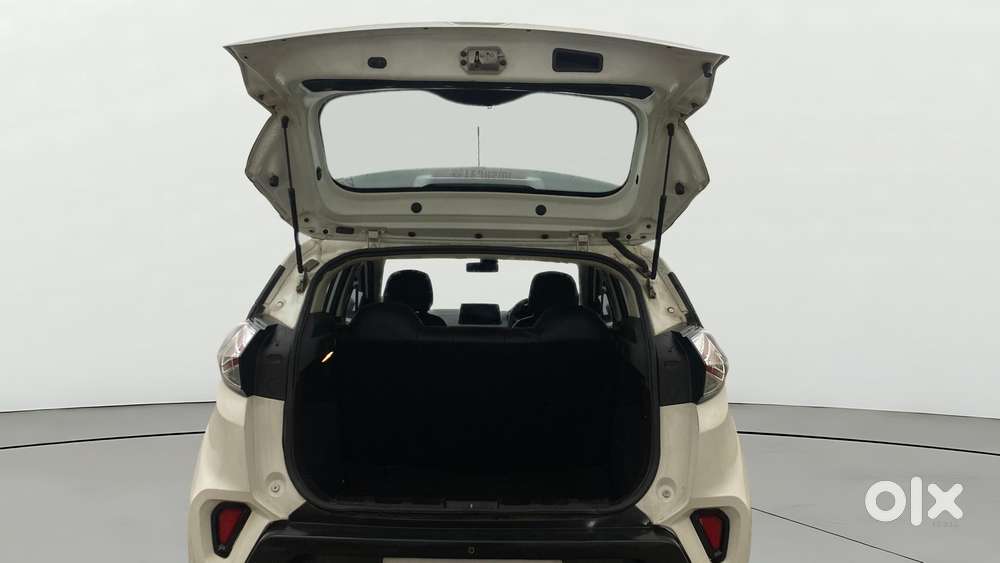 Tata Nexon 1.2 Revotron Xm (s), 2021, Petrol