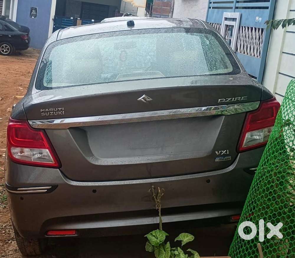 Maruti Dzire 2017 Petrol Automatic 43000km Single Owner