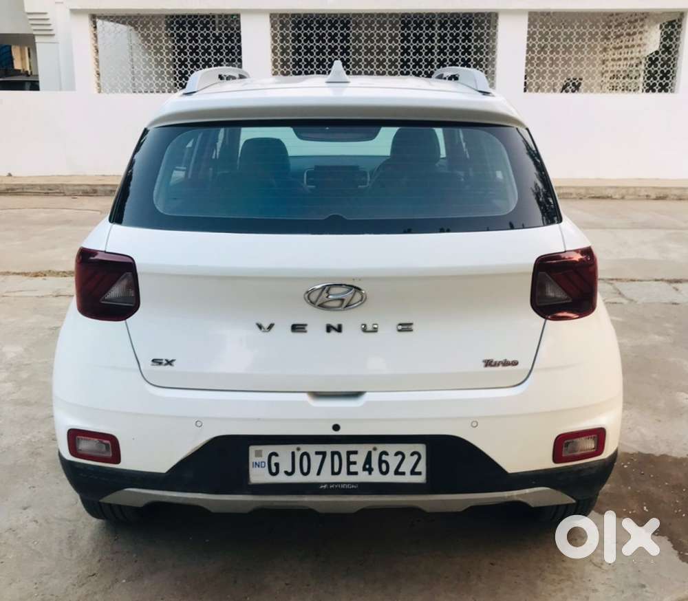 Hyundai Venue 2021 Automatic 1st Owner Pure Petrol