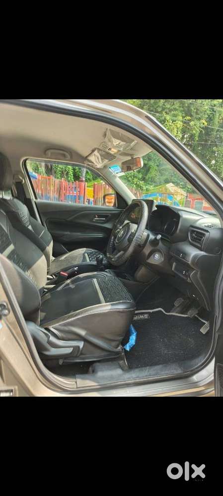 Maruti Suzuki Swift Vxi + Manual, 2025, Petrol