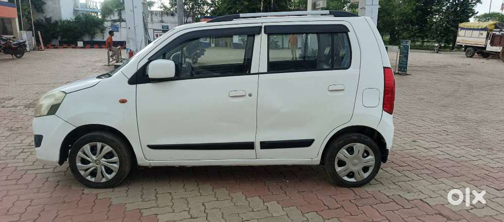 Maruti Suzuki Wagon R Vxi Opt 1.2, 2015, Petrol