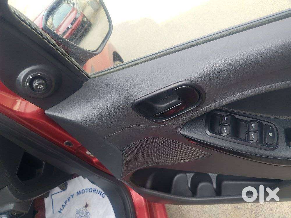 Ford Figo 2012-2015 Petrol Titanium, 2021, Petrol