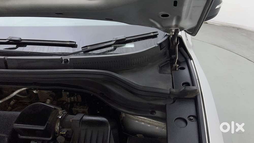 Mahindra Xuv700 2.2 Ax 3 Diesel Mt 7 Str, 2022, Diesel