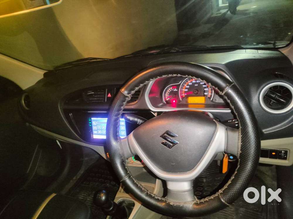 No Scratches, Central Lock, Leather Seats, Screen