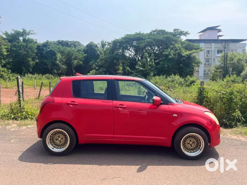 Swift Maruti Suzuki 2006 With Bbs Alloys And Yokohama Tyres