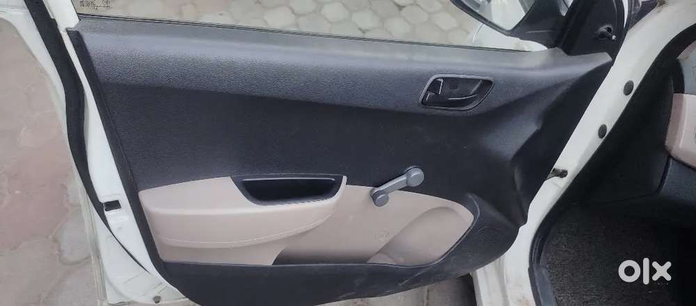 1 Year Insurance Currant Hyundai Xcent Diesel 2017