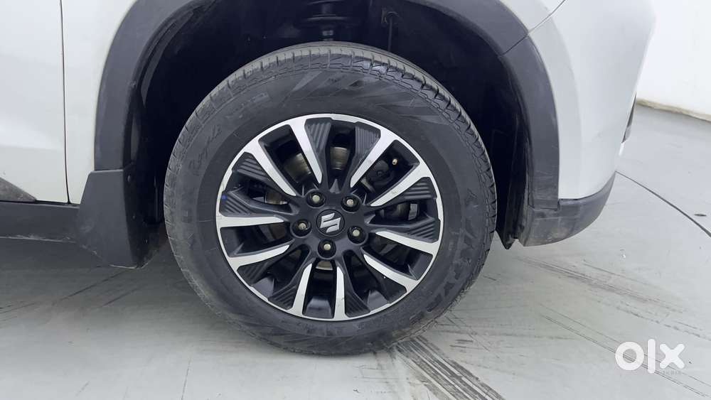 Maruti Suzuki Vitara Brezza 1.5 Zxi Plus At, 2020, Petrol