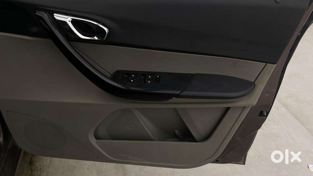 Tata Tiago 1.2 Revotron Xz, 2017, Petrol
