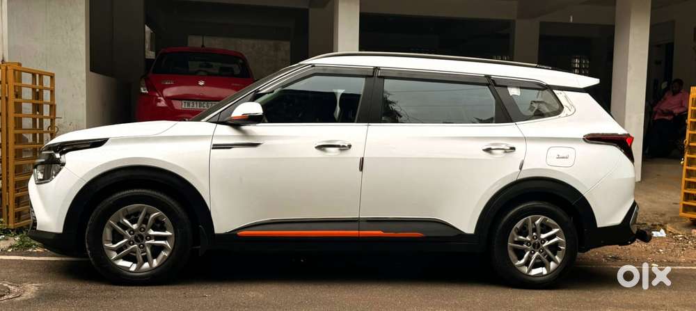 Kia Carens G 1.5 6mt Premium (o) 7-seater, 2024, Diesel