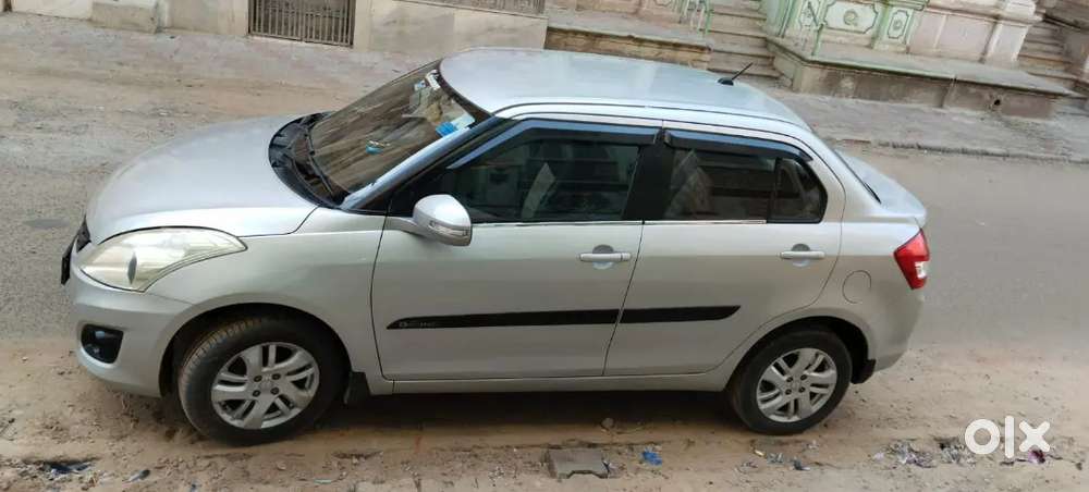 Maruti Suzuki Dzire 1.2 Zxi 2012