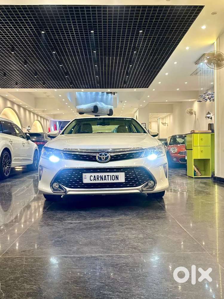Toyota Camry Hybrid, 2016, Petrol
