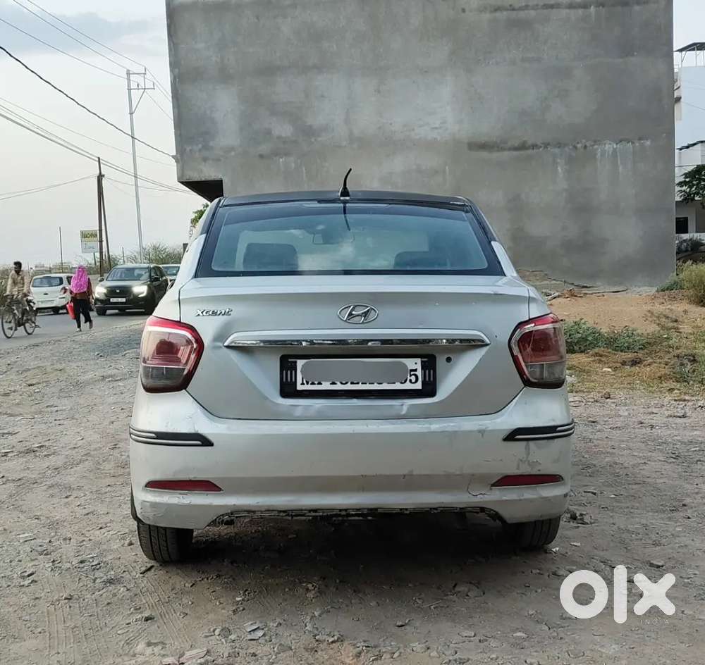 Hyundai Xcent 2016 Diesel Well Maintained