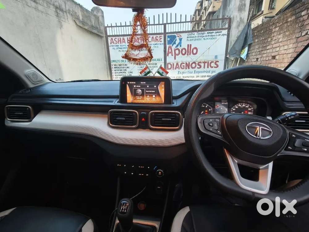 Tata Punch Accomplished 
Year December 2021