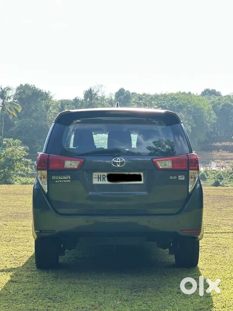 Toyota Innova Crysta 2.8 Z Automatic 2018 – Well Maintained